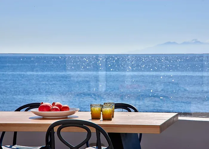 Incognito Beach Villa Santorini